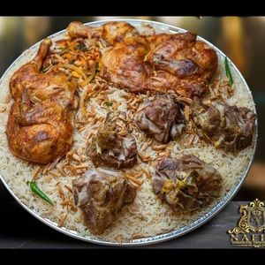 Meet your Posher, Mona